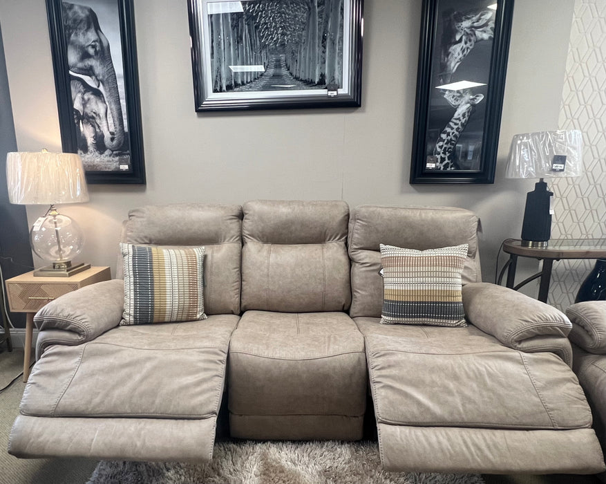 Oslo 3 Seater Motorised Recliner Sofa  | Ecru