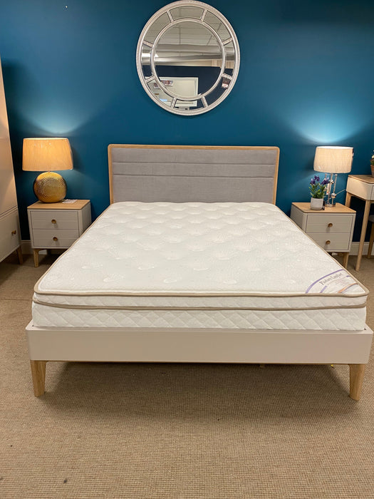 MARLOW KINGSIZE BEDFRAME - CASHMERE OAK