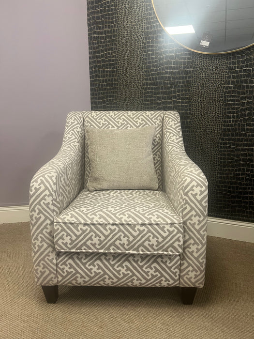 Lucy accent chair