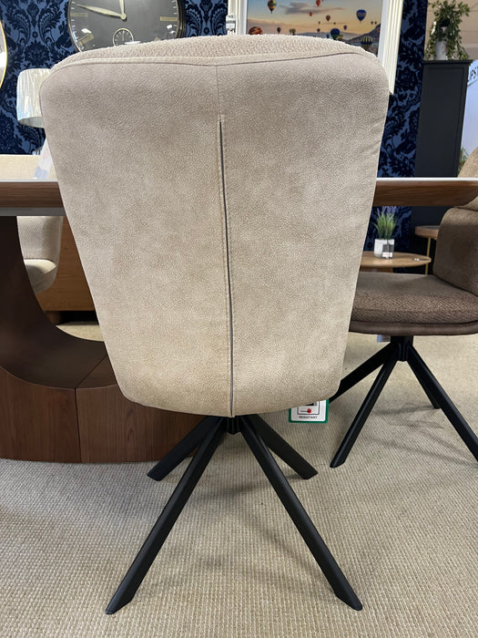 Eclipse dining table with 6 swivel chairs