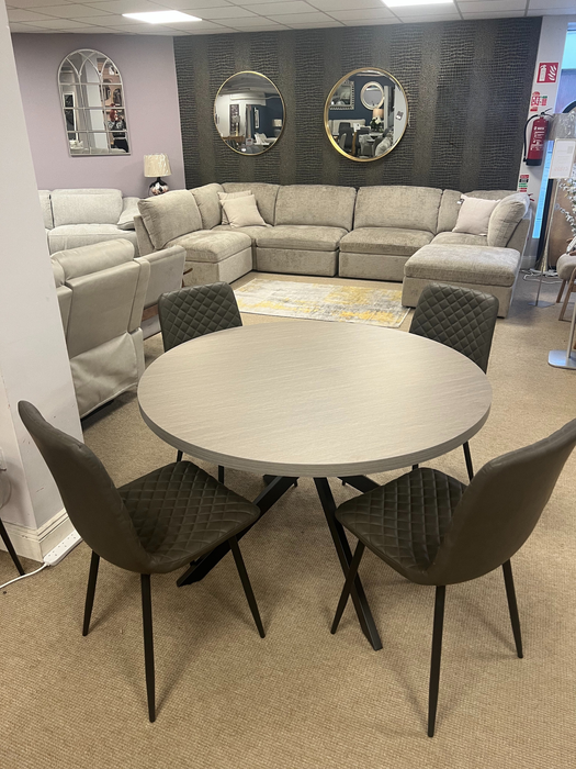 Russo 1.2 round dining set with four chairs