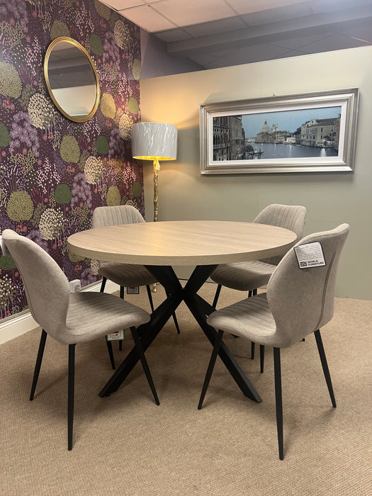 DALTON ROUND (1.2M) TABLE & 4 CHAIRS - LIGHT OAK